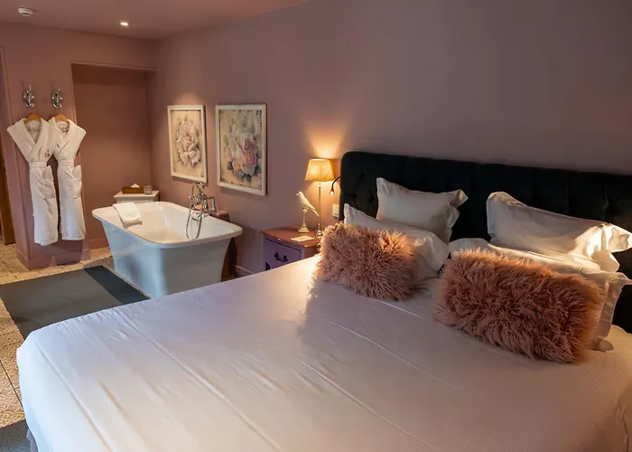 Les Pins De Cesar - La Campagne D'etretat Отель